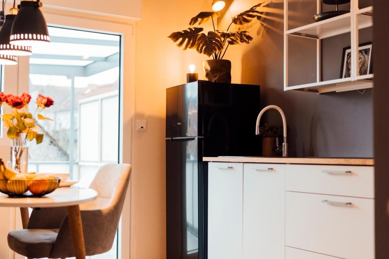 Stay At Smilla - Boutique Apartments Mit Kueche - Parken - Klima - Netflix - Waschmaschine Wiesbaden Dış mekan fotoğraf