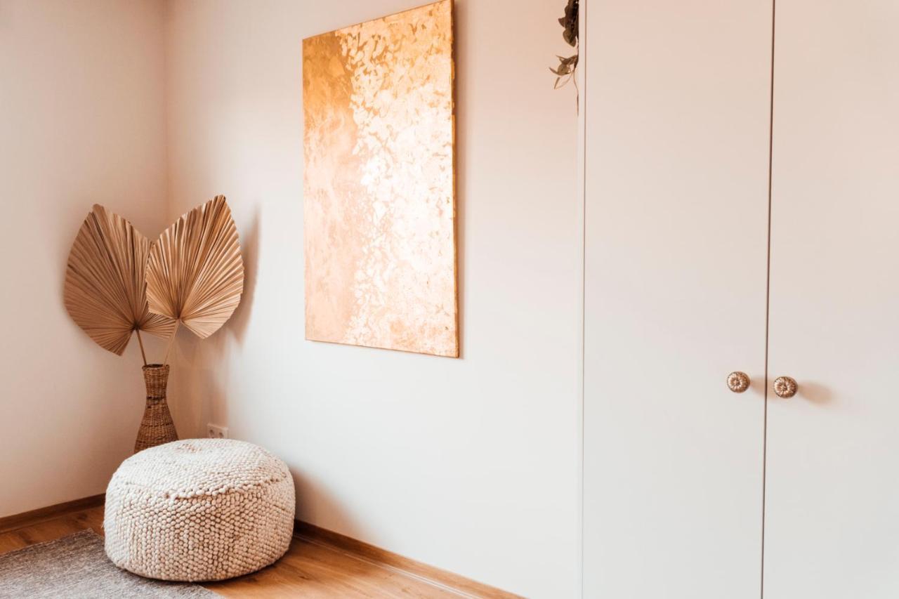 Stay At Smilla - Boutique Apartments Mit Kueche - Parken - Klima - Netflix - Waschmaschine Wiesbaden Dış mekan fotoğraf