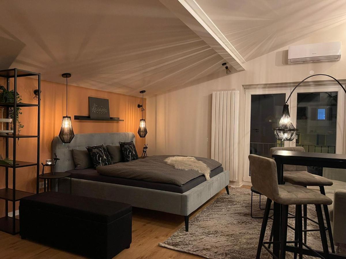 Stay At Smilla - Boutique Apartments Mit Kueche - Parken - Klima - Netflix - Waschmaschine Wiesbaden Dış mekan fotoğraf