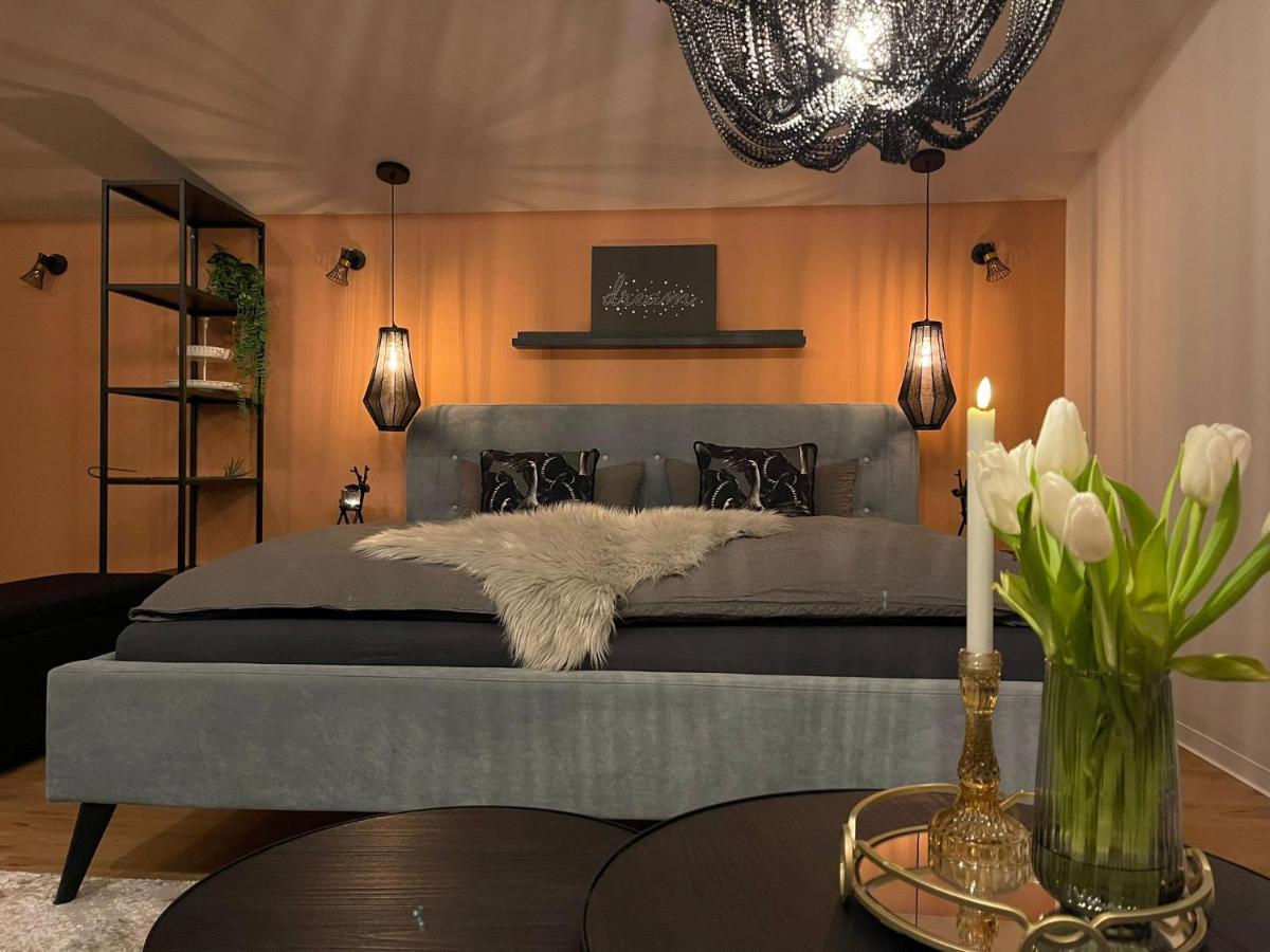 Stay At Smilla - Boutique Apartments Mit Kueche - Parken - Klima - Netflix - Waschmaschine Wiesbaden Dış mekan fotoğraf