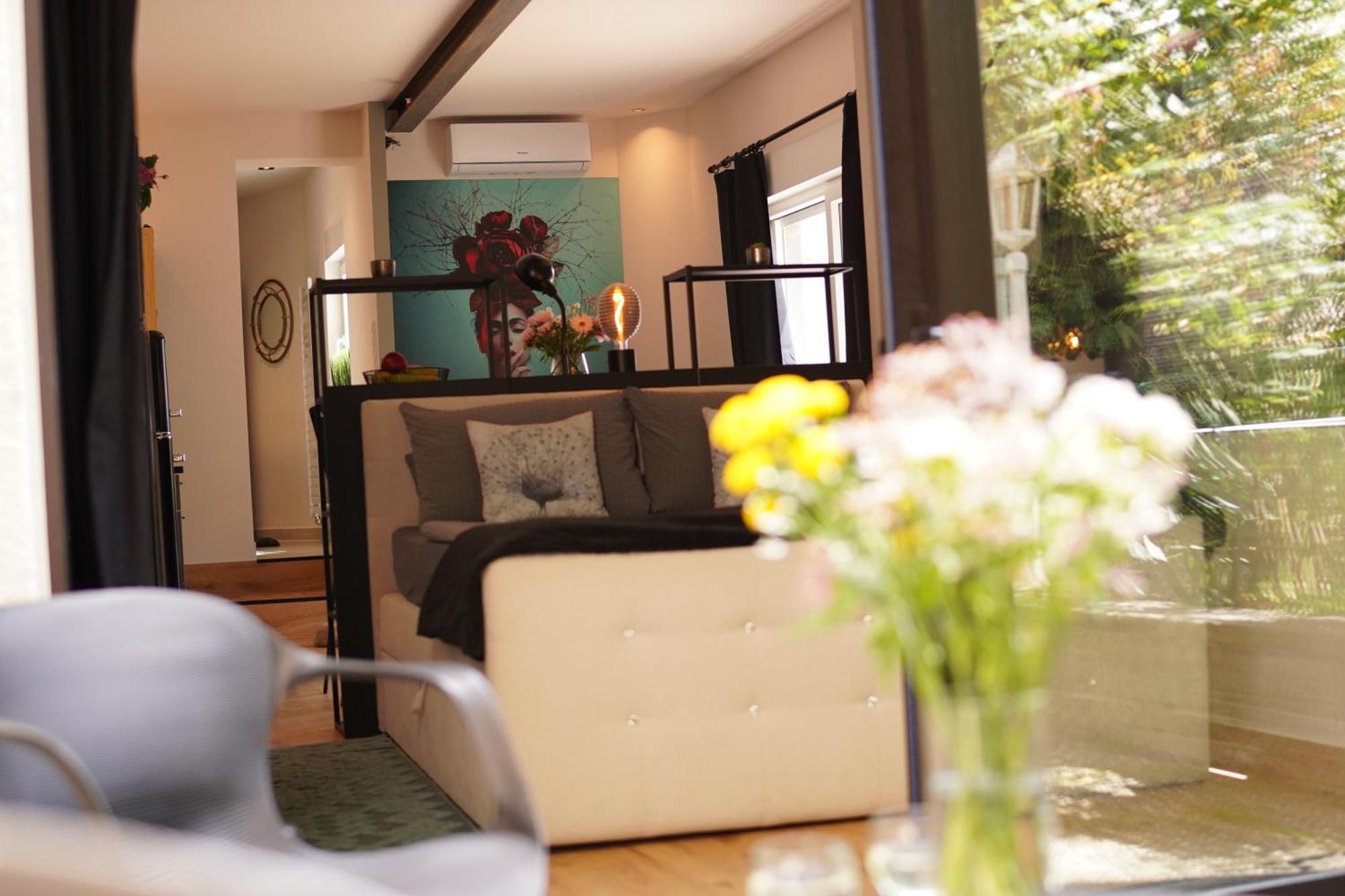 Stay At Smilla - Boutique Apartments Mit Kueche - Parken - Klima - Netflix - Waschmaschine Wiesbaden Dış mekan fotoğraf
